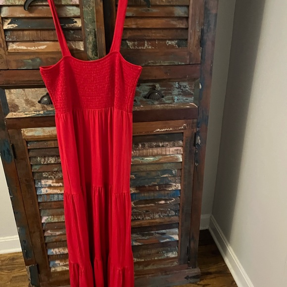 NWT Ann Taylor LOFT Red Smocked Maxi Dress Small Sleeveless - Picture 4 of 4